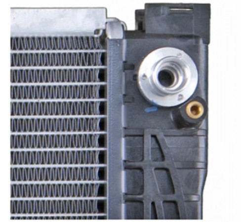 Радіатор, система охолодження двигуна CR 648 000S MAHLE